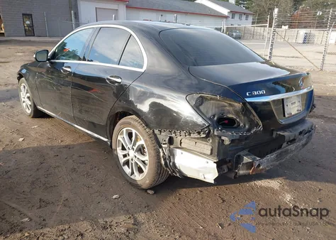 2015 Mercedes-Benz C 300 4Matic from USA, damaged, VIN 55SWF4KB5FU003466